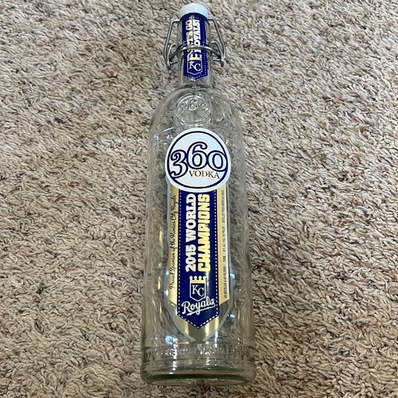 360 Vodka Dining 36 Vodka Kc Royals 205 World Champions Empty